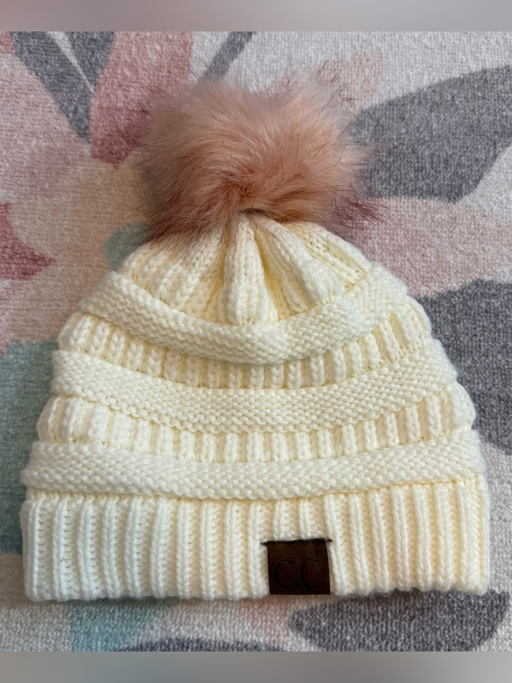 C.C. Cable-Knit Cream/Pink Pom Beanie